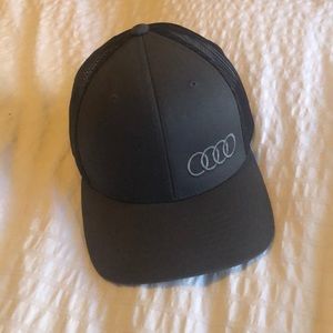 Audi Snap Back
